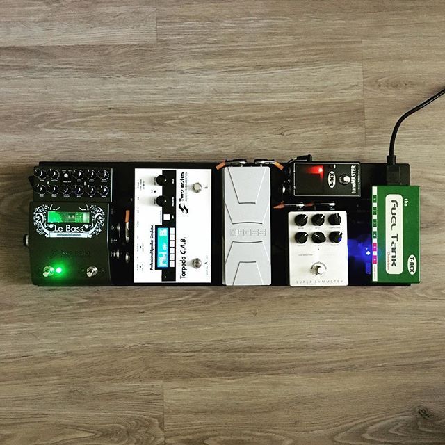 Two Notes Le Bass Tube Preamp + Torpedo CAB Bass amp on my pedalboard! The Gear Page