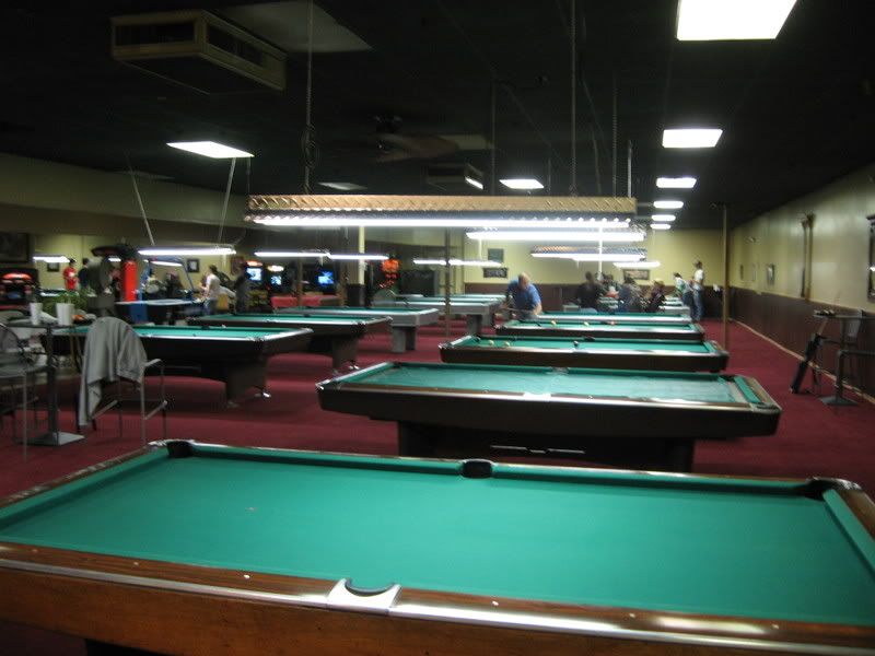 PoolHall002.jpg