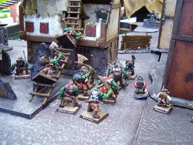 http://i76.photobucket.com/albums/j15/WarbossKurgan/Pirate%20Orcs/Sartosa/Seal%20of%20Sigmund/2009%2002%2023/HPIM6695.jpg