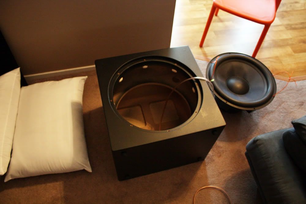 UXL18build03.jpg