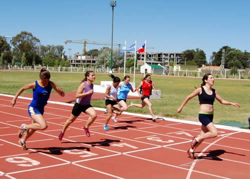 Atletismo_100_metros_llanos_fem_3er.jpg