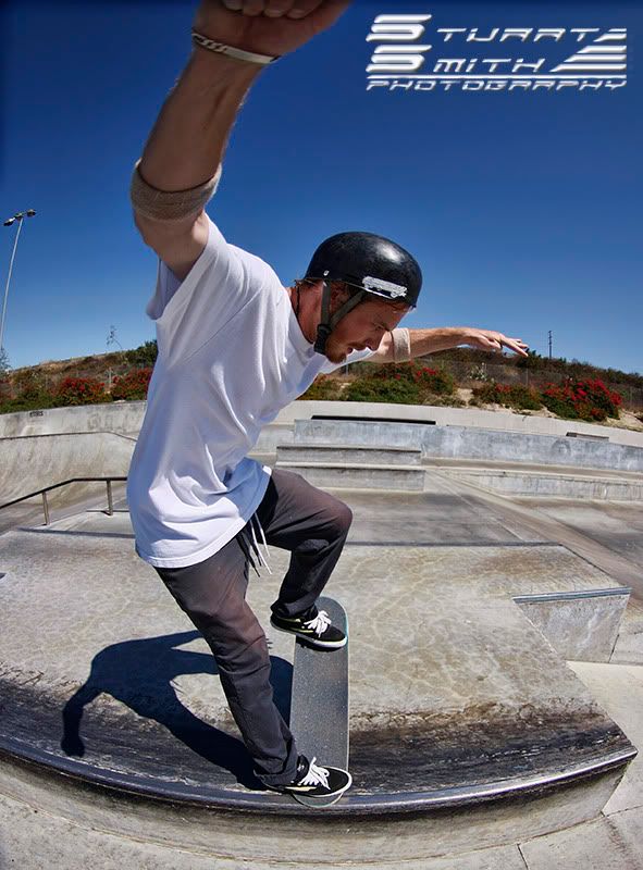 IMAGE: http://i76.photobucket.com/albums/j2/stuman16/stuff/grind.jpg