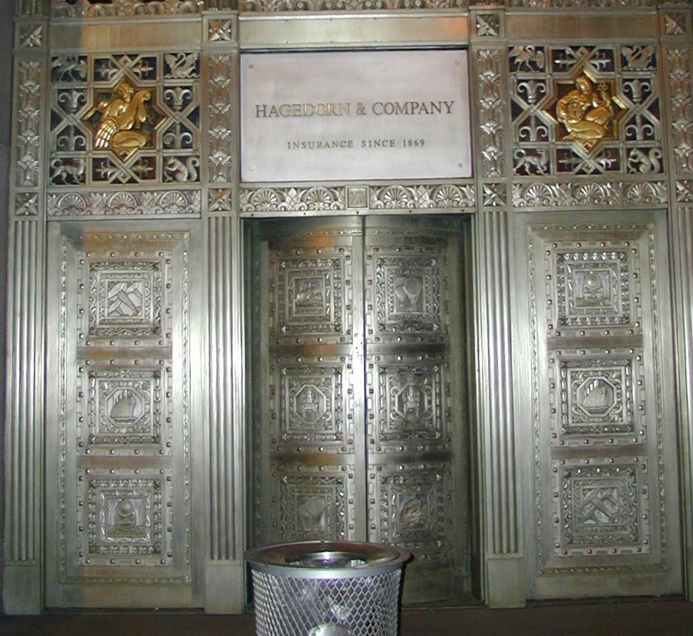 IMAGE: http://i76.photobucket.com/albums/j23/shortwave5/P1010130crp1.jpg