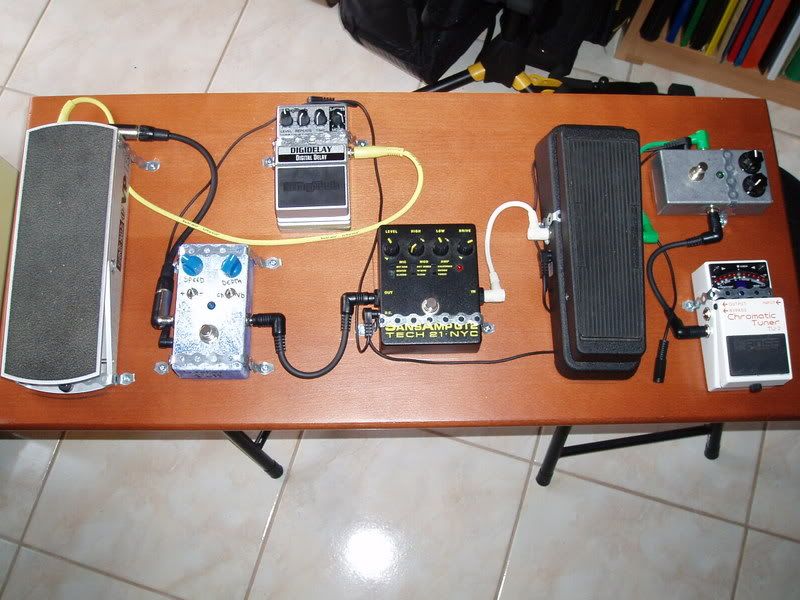 pedalboardwhole.jpg