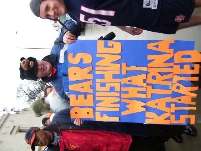 http://i76.photobucket.com/albums/j28/goldenwarrior870/dabears2.jpg