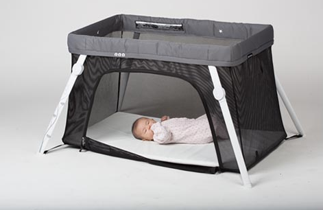 Lotus Everywhere travel crib | Guava Family Lotus Everywhere travel crib | Guava Family