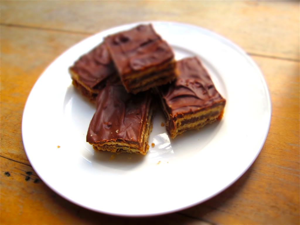 Homemade Kit Kat recipe for Halloween | Milk and Mode Homemade Kit Kat recipe for Halloween | Milk and Mode