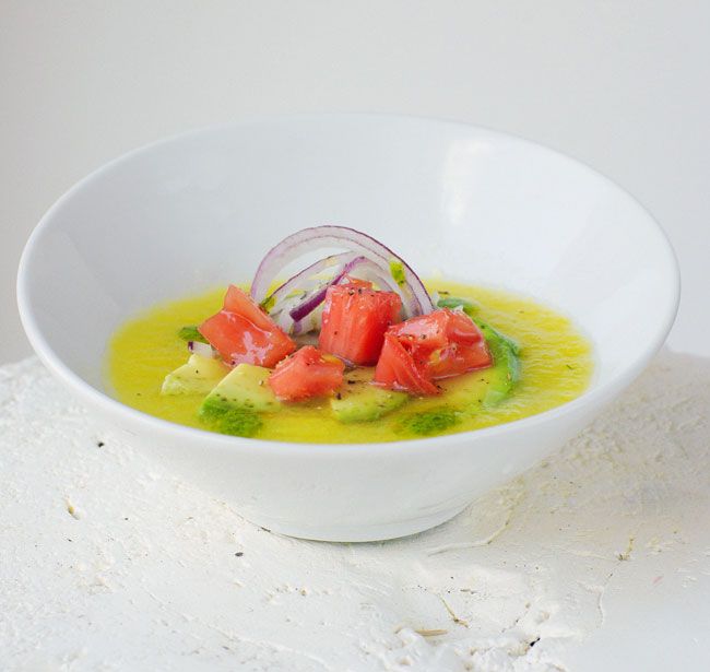 Gazpacho recipes: Yellow tomato gazpacho from Joylicious Gazpacho recipes: Yellow tomato gazpacho from Joylicious