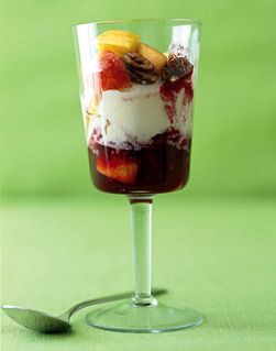 Nectarine, Blackberry and Pecan Sundae recipe Nectarine, Blackberry and Pecan Sundae recipe