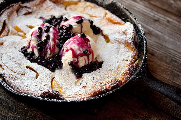 Peach dessert recipes: Peach Dutch Baby Peach dessert recipes: Peach Dutch Baby