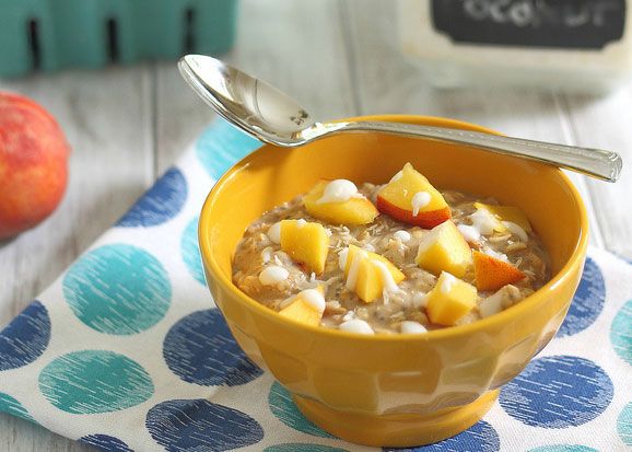 Peach breakfast recipes: Peaches and Coconut Cream Oatmeal Peach breakfast recipes: Peaches and Coconut Cream Oatmeal