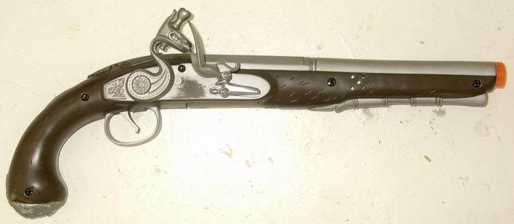 Gun002_1.jpg