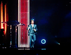 tumblr_lrhacpQyZP1qgze8io1_250.gif