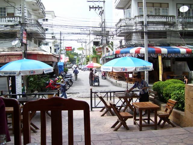 Soi8CafeView.jpg