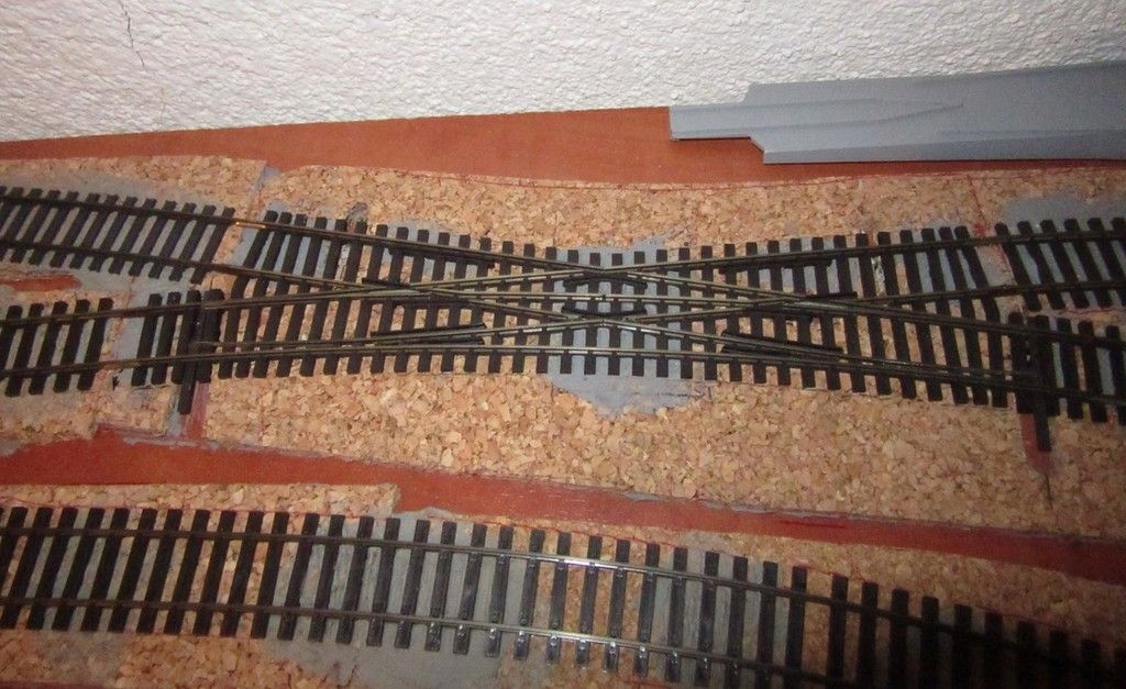 Problem with locos stalling on frogs using Frog Juicer Model Railroad Hobbyist magazine