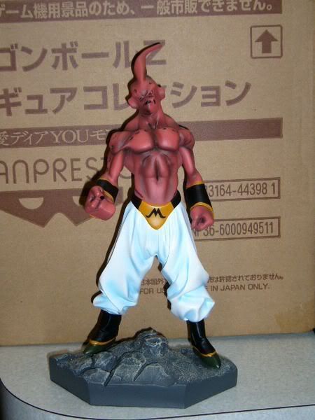 http://i76.photobucket.com/albums/j37/toyofspark/Pre-painted%20Item/Resin/DBZ/MajinBuu4_1.jpg