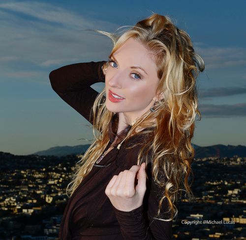 http://i76.photobucket.com/albums/j4/qsilver1/DSC_2965.jpg