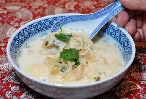 Spicy Vietnamese Chicken Noodle Soup