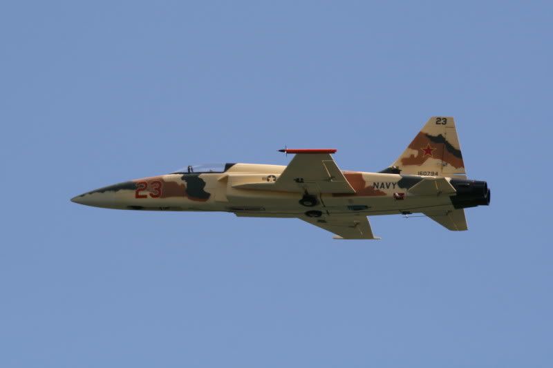 F-5E_flypast.jpg