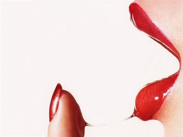 womanredlipsnailsmalloc3.jpg