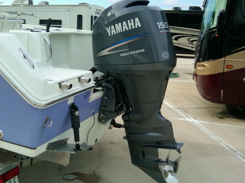 21 sailfish center console