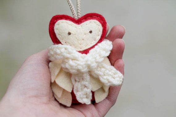 Charity ornaments to fight cancer | Cool Mom Picks