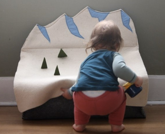 Toy storage solutions: Wooli wool felt toy box