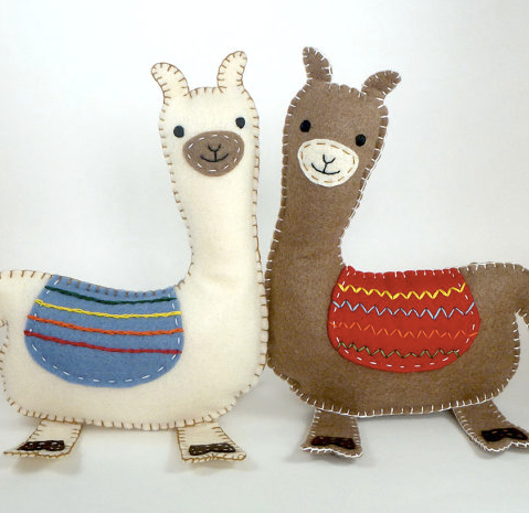 DIY llamas | Cool Mom Picks