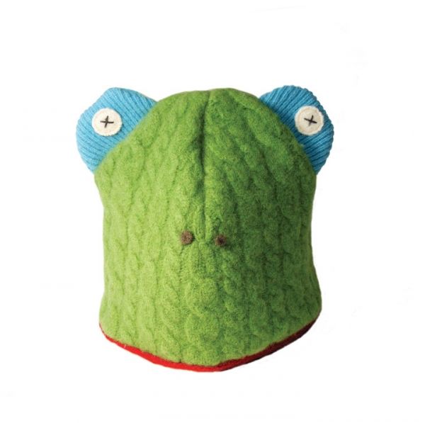 Reclaimed wool kids' frog hat | Cate and Levi