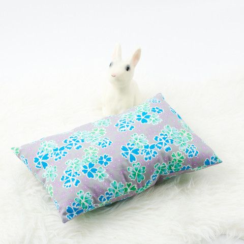 Floral pillow | Sunday in Color