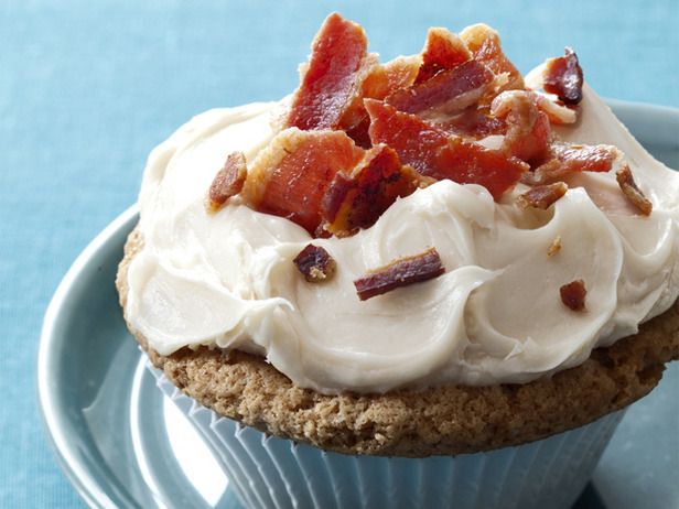  Dad-Approved, Kid-Friendly Fathers Day Recipes: Maple French Toast and Bacon Cupcakes | Cool Mom Picks