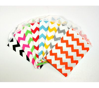 Chevron patterned party favor bags