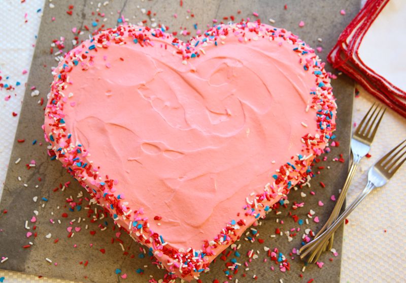 Last-minute Valentine's Day recipes: heart-shaped cake tutorial
