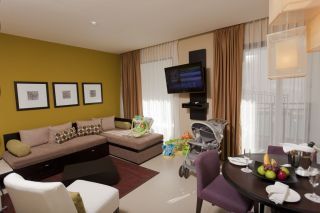 Updated swim-up suites at Azul Beach Hotel | Cool Mom Picks