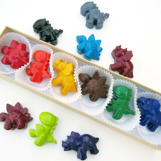 gifts under $10: handmade dinosaur crayons