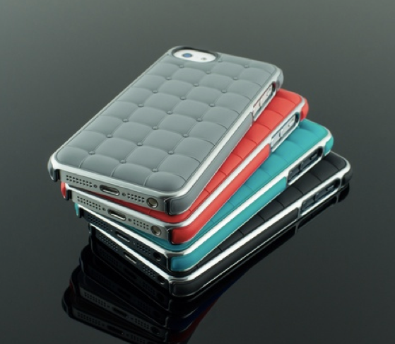 Quilted cushion iPhone case on Cool Mom Tech