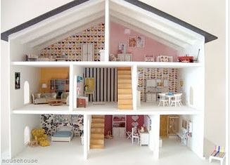 DIY dollhouse