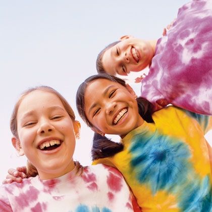 Tie Dye tee shirts @ Spoonful | Cool Mom Picks