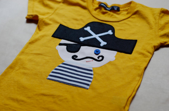 Dress like a pirate with a Pepe the Pirate kids' tee!