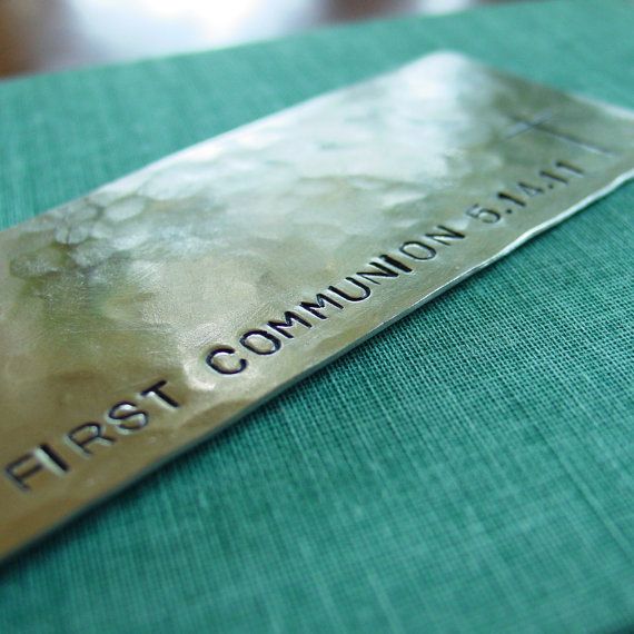 First Communion gift ideas: personalized bookmark