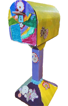 DIY cardboard kids' toys: mailbox