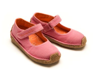 Eco-friendly pink kids' Mary Janes from Moxie Kids