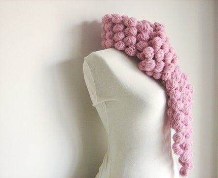 Handmade wool multibubble scarf