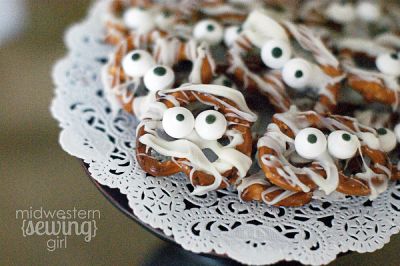 Halloween mummy pretzels on Cool Mom Picks