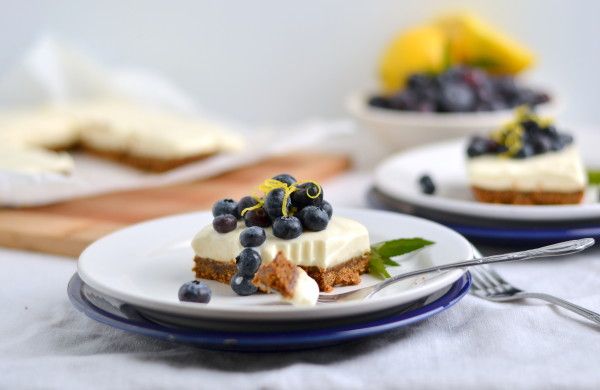 No-bake Greek yogurt cheesecake on Cool Mom Picks