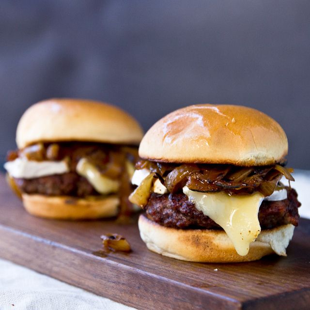 Sliders with Beer Glazed Onion and Brie / Cool Mom Picks
