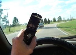 Photo: cell phone use while driving by Ed Brown