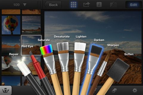 iPhoto app on iTunes