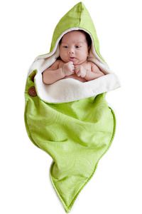 Lala's Pequenos Noonie newborn swaddle blanket