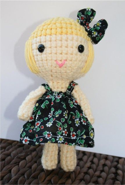 Sweet dolls mini crochet dolls